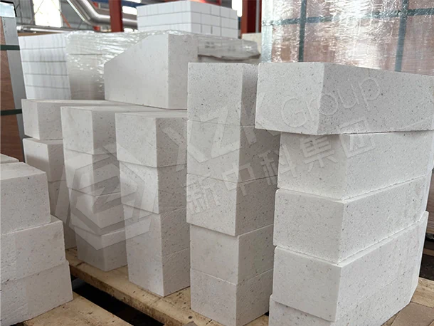 Corundum Mullite Brick