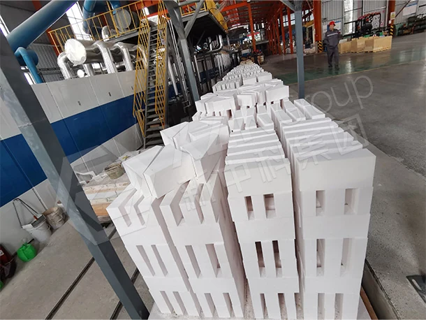 Corundum Mullite Brick