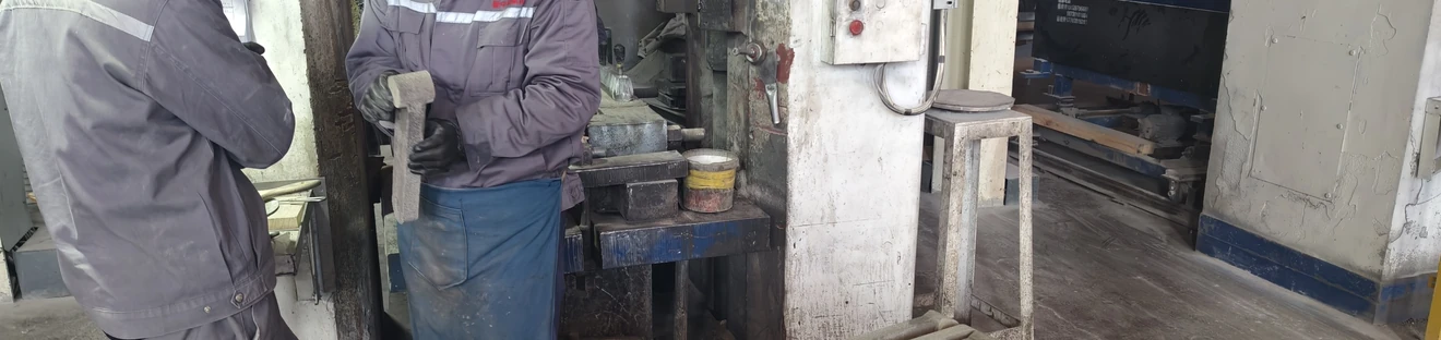 Refractory consumables forming, filling and bagging line