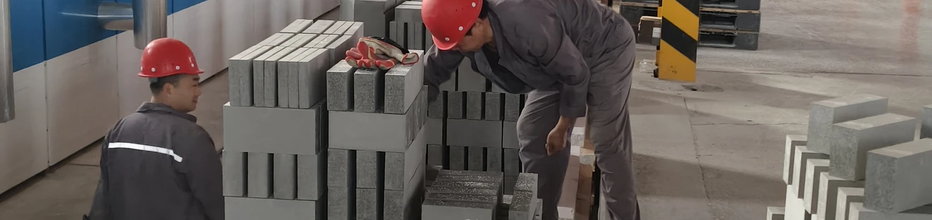 Zonal lining configuration — numbered brick setting at the factory