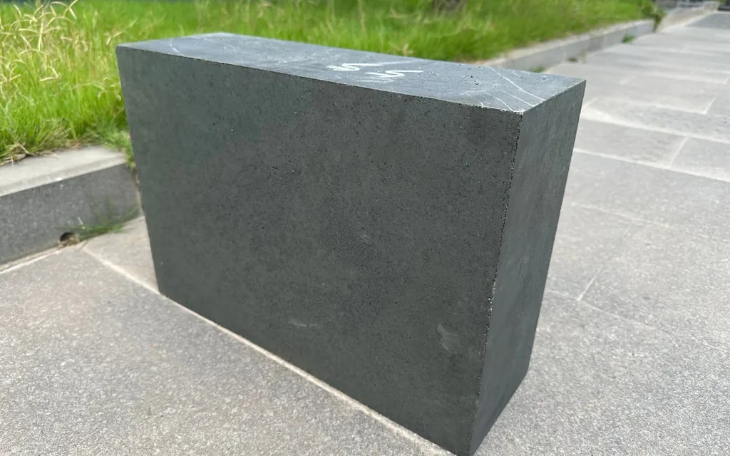 Blast Furnace Stack Linings: Nitride-Bonded vs Self-Bonded Silicon Carbide